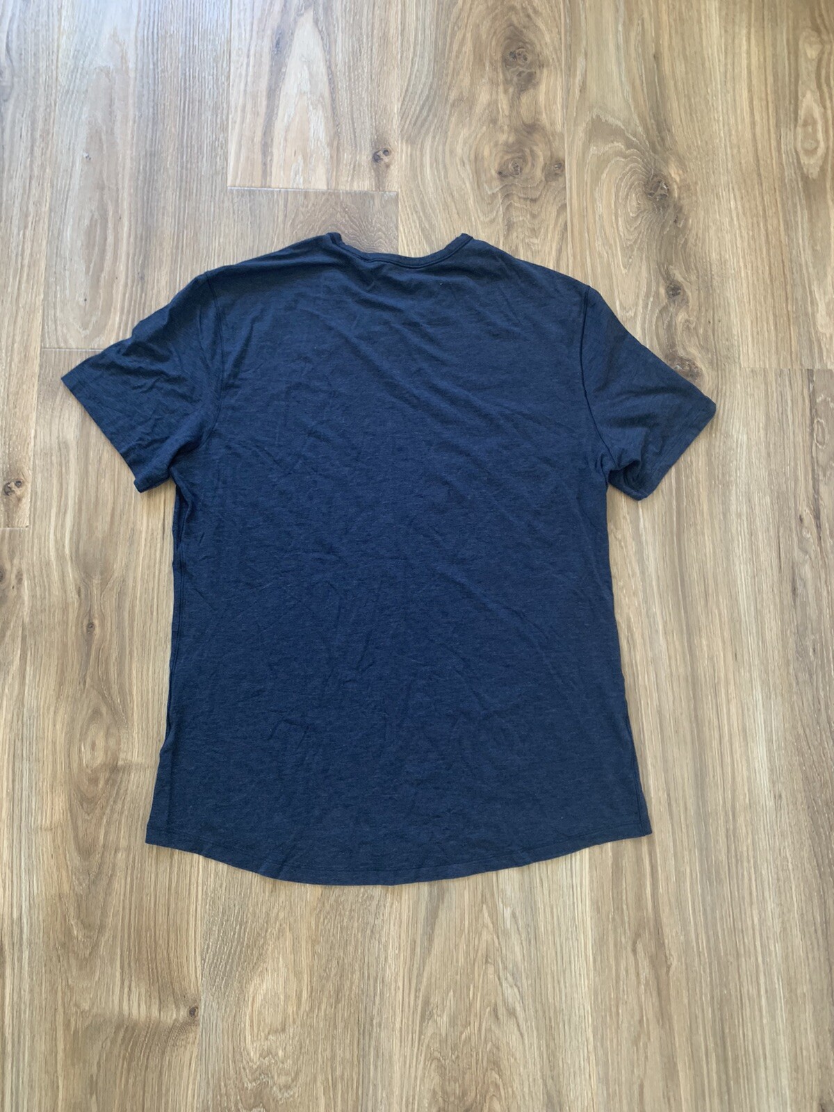 Lululemon 5 Year Basic Crew Neck T-Shirt Mens Size Large Blue Tee gallery