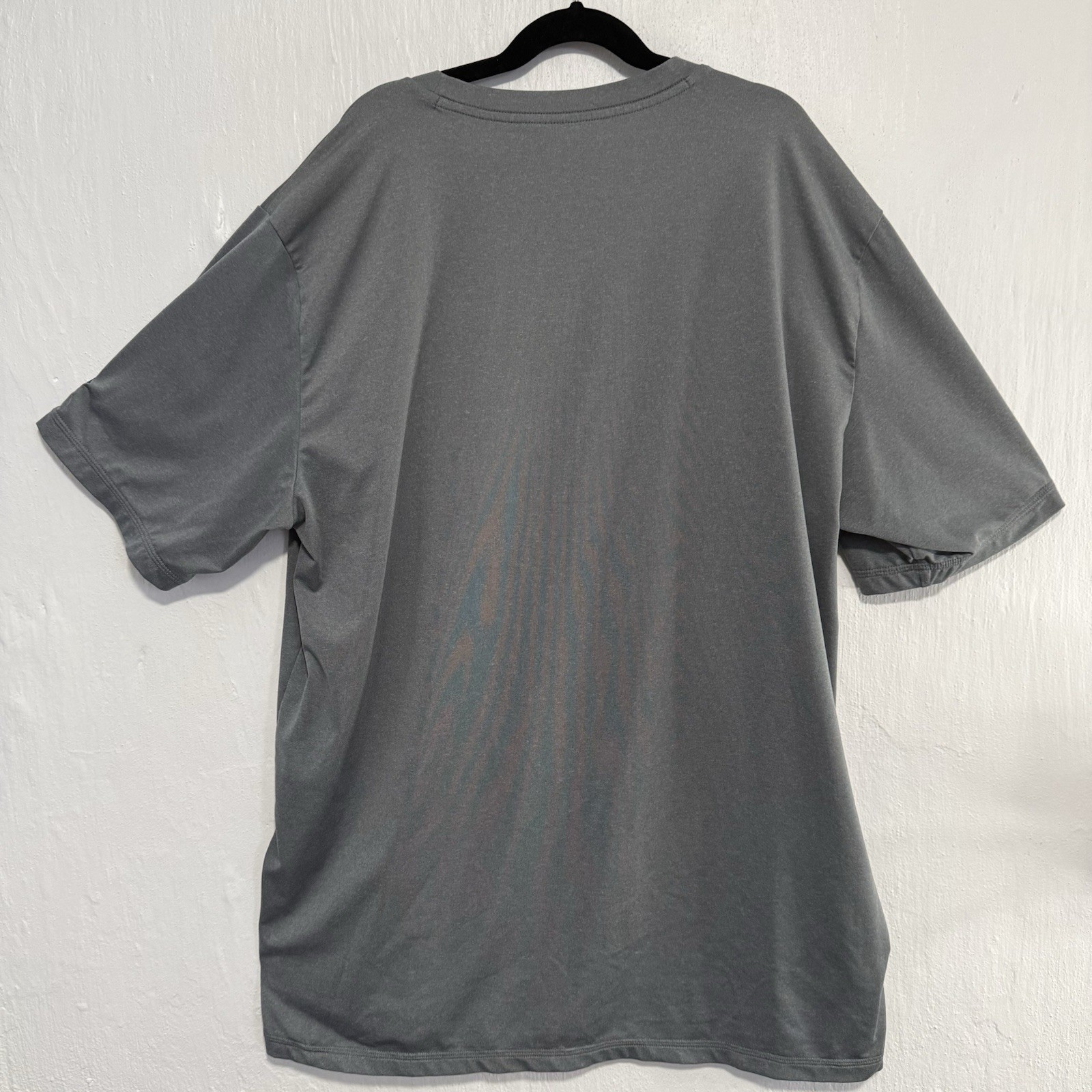 Hurley Short Sleeve Shirt Men’s L Gray UPF 50 Sun Protection T Shirt Swim Shirt gallery