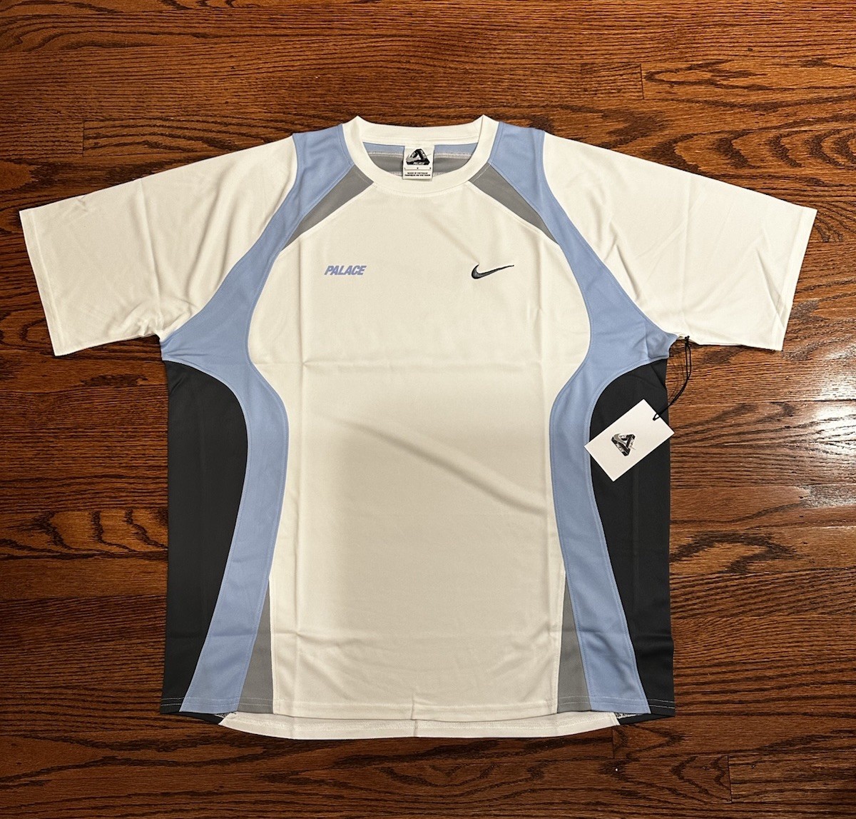 PALACE x NIKE Football Jersey Size Large White Air Max 95 Apparel Collection NEW gallery