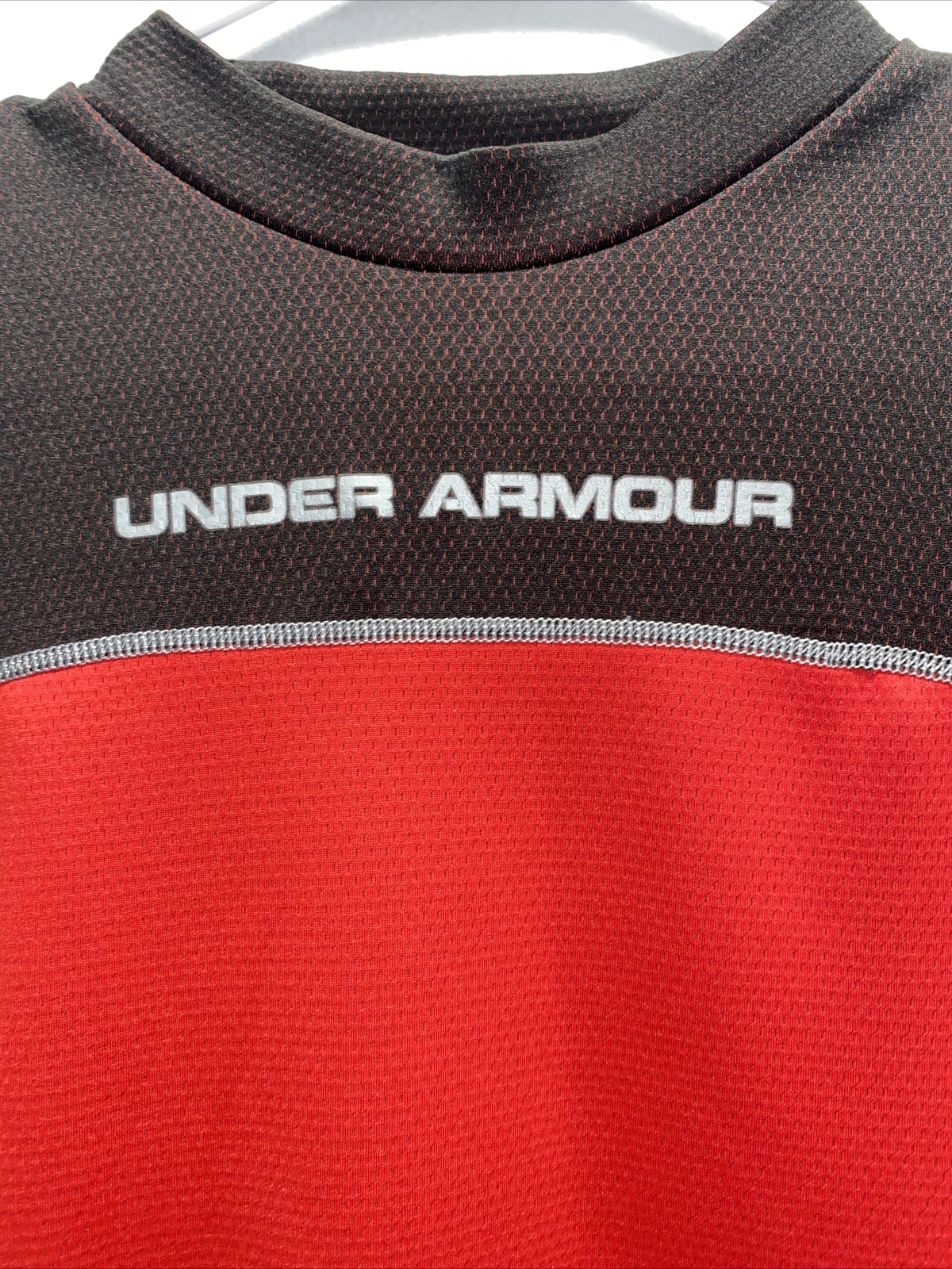 UNDER ARMOUR COLDGEAR LONG SLEEVE FITTED COUPE YXL RED BLACK gallery