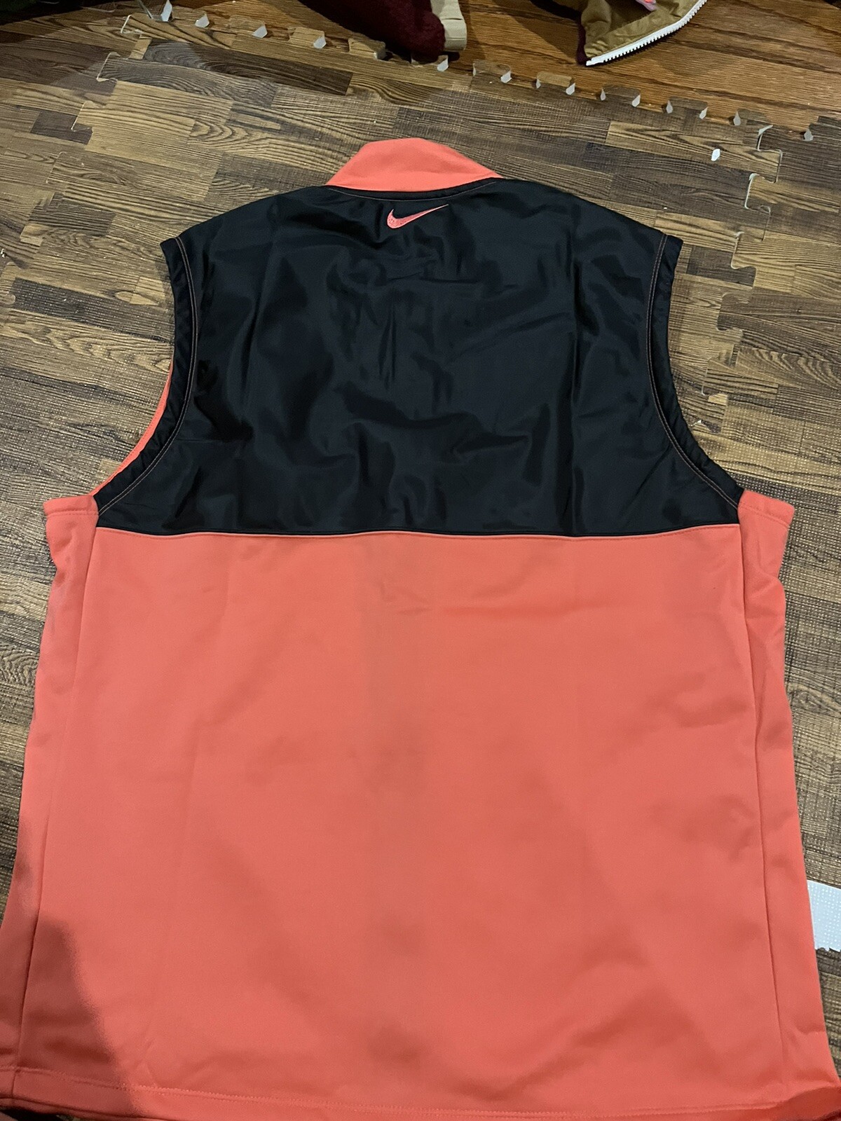 NIKE Men's Therma-FIT Victory Golf Vest NWT Magic Ember Size Large DQ4573-814 gallery