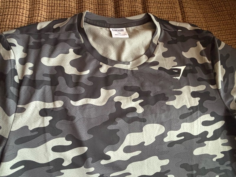Gymshark Adult Poly Mesh Training S/S Slim T-Shirt Camo Black Gray White - NWOT! gallery