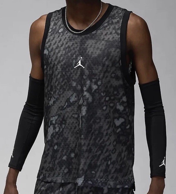 Nike Air Jordan Sport Dri-FIT Mesh Jersey Jumpman Black Sz Small FN5854-010 gallery