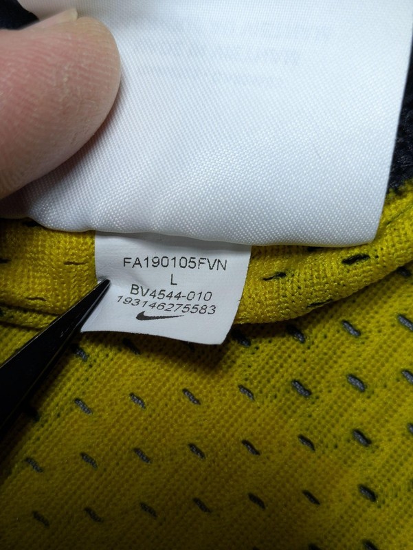 Nike Shirt Mens Large Black Yellow Checkered Short Sleeve Big Logo Swoosh Jersey gallery