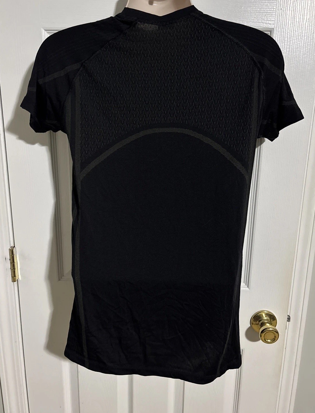 Gymshark OG Compression Shirt Men’s Size Medium (Fits Small) David Laid gallery