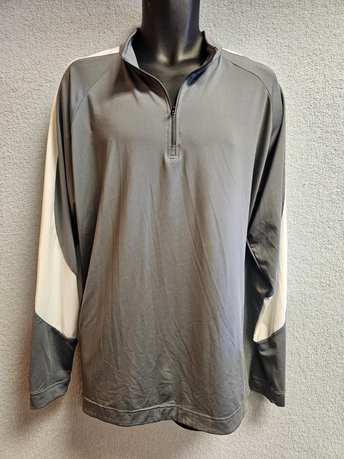 Augusta Sportswear Moisture Management Gray & White Active Top. Size Large #33 gallery