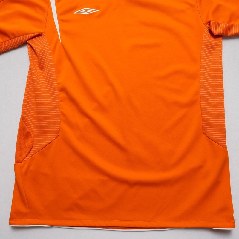 Umbro Soccer Jersey Mens Small Orange V-Neck Short Sleeve Athletic Shirt gallery