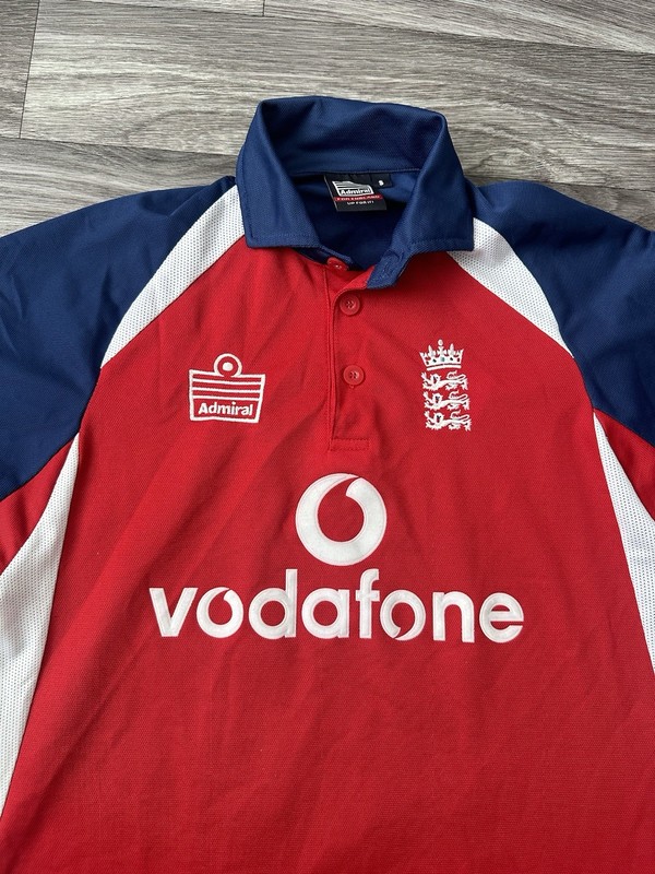 Team England Cricket 2004 Activewear Jersey Admiral Red Blue Shirt Size S gallery
