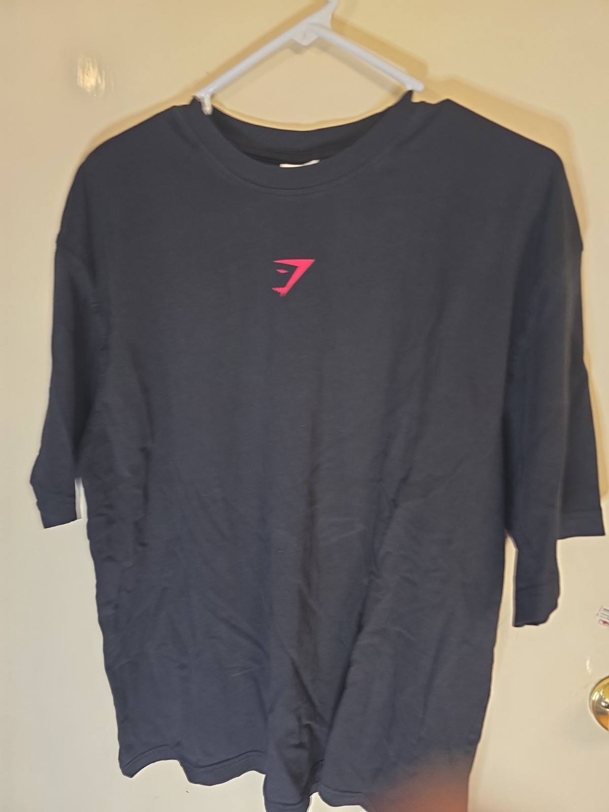 Gymshark Men's M Black Lightweight Athletic OversizCrew Neck Logo T-Shirt size M gallery