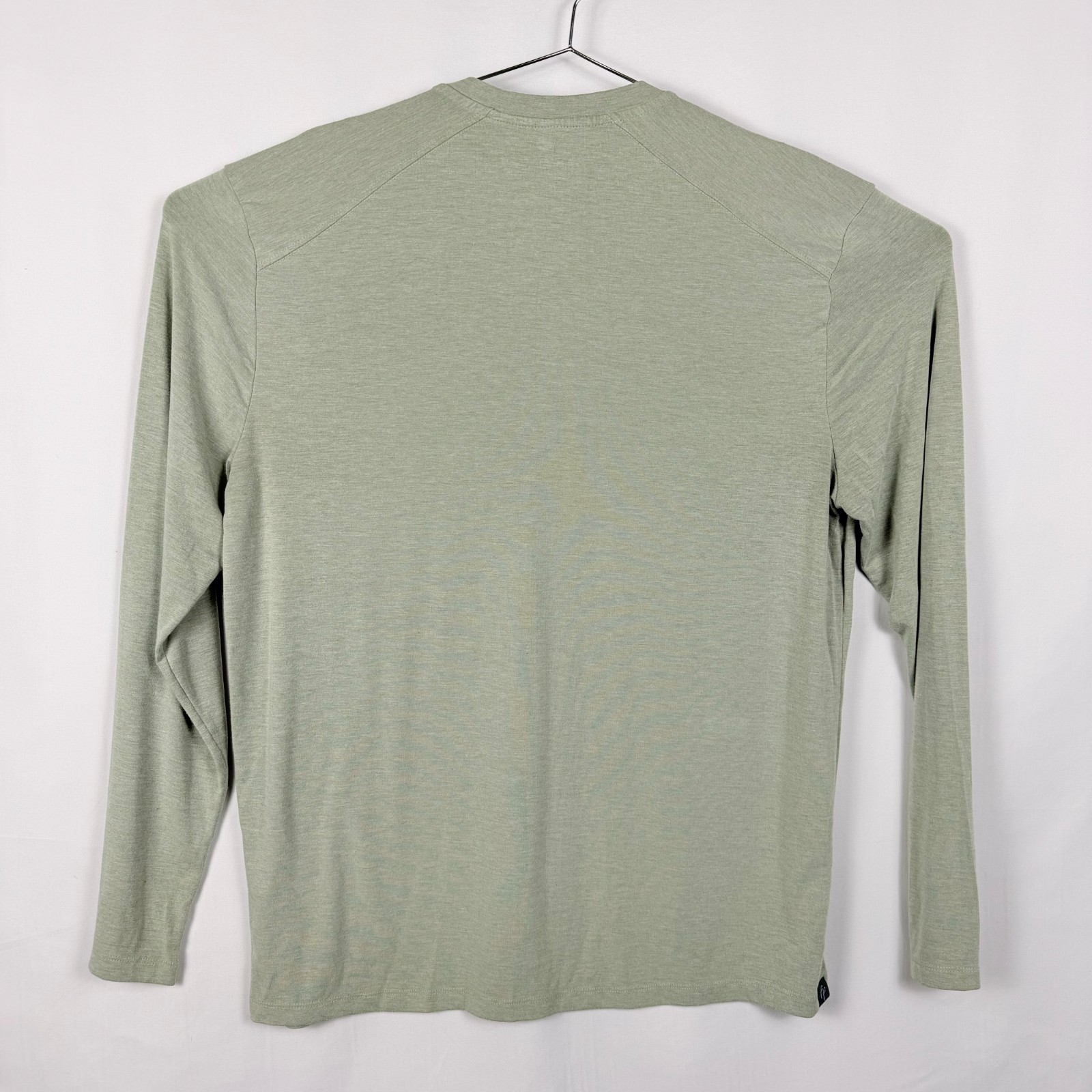 Free Fly Bamboo Performance Henley Sage Green Long Sleeve Mens Large gallery