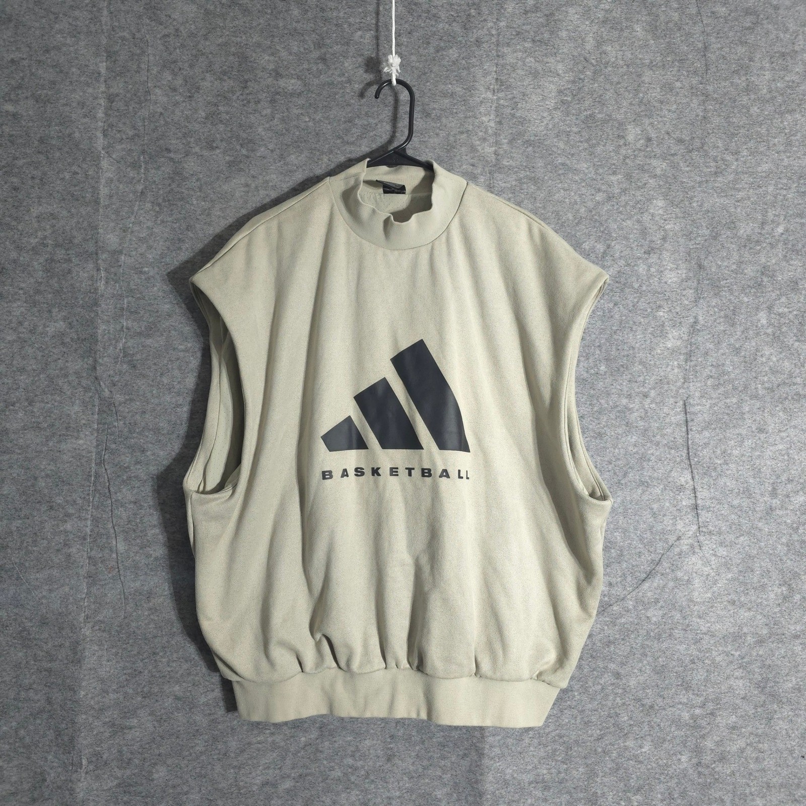 Adidas Basketball Mock Neck Vest Tank Top Mens L Beige Sleeveless Heavyweight gallery