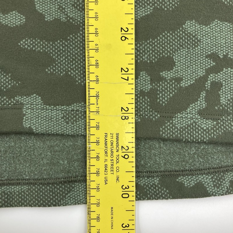 Lululemon Surge Warm Half Zip Pullover Mens XL Camo Long Sleeve Athletic gallery