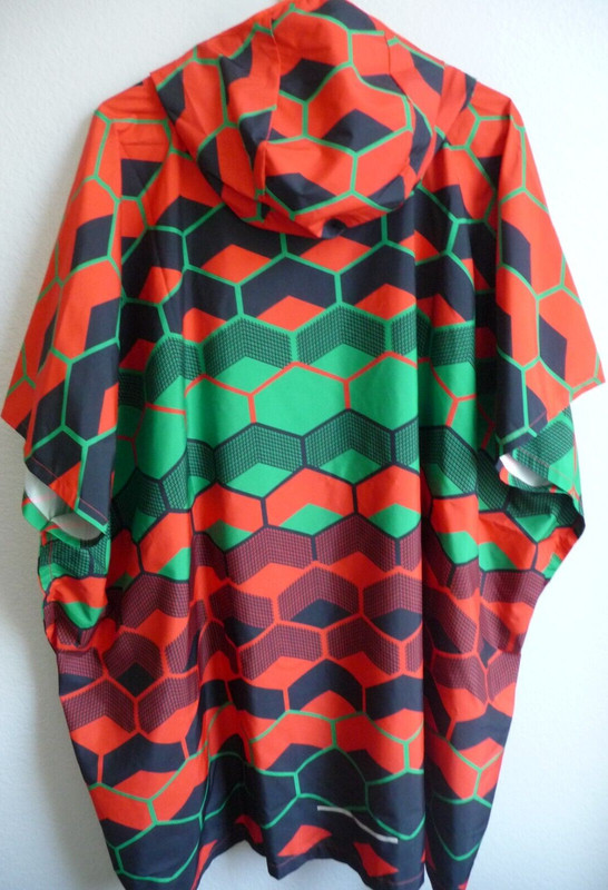Adult Unisex Nike Kenya Running Hooded Loose Fit Poncho Shirt S/M NWT gallery
