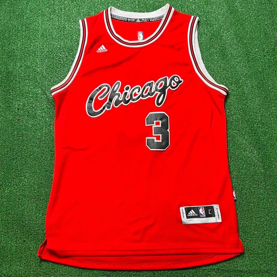 Adidas Dwayne Wade Chicago Bulls Jersey (LARGE) gallery