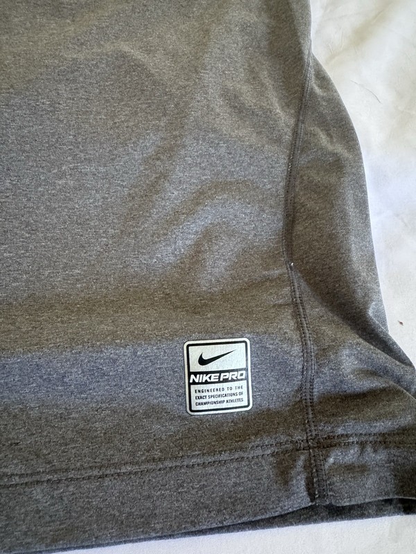 NWOT Nike Pro Combat Shirt Fitted Mens Large Crewneck Tee Gray gallery
