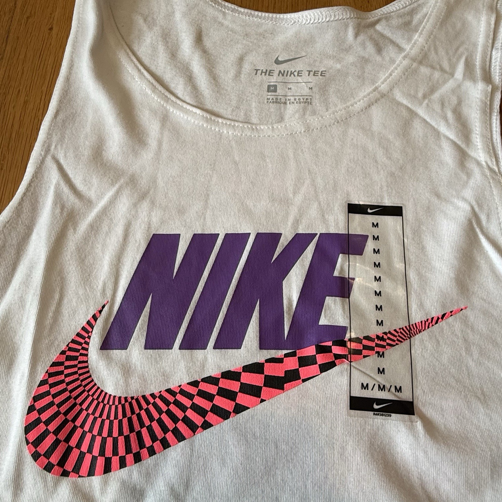 Nike Tank Top Men’s Medium All Day All Night Sleeveless White Active New NWT gallery