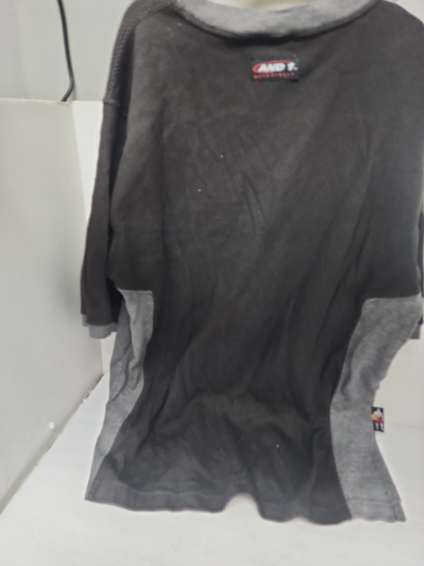 And 1 Men's Basketball Graphic Shirt Black/Gray Size Large New!!! gallery