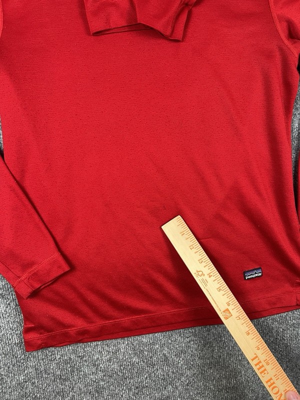 Vintage Patagonia Base Layer Shirt Mens S Capilene Turtle Neck Red Made in USA gallery