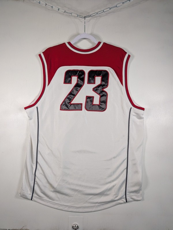 Air Jordan Jumpman #23 Basketball Jersey White Red Mens XL Vintage Y2K gallery