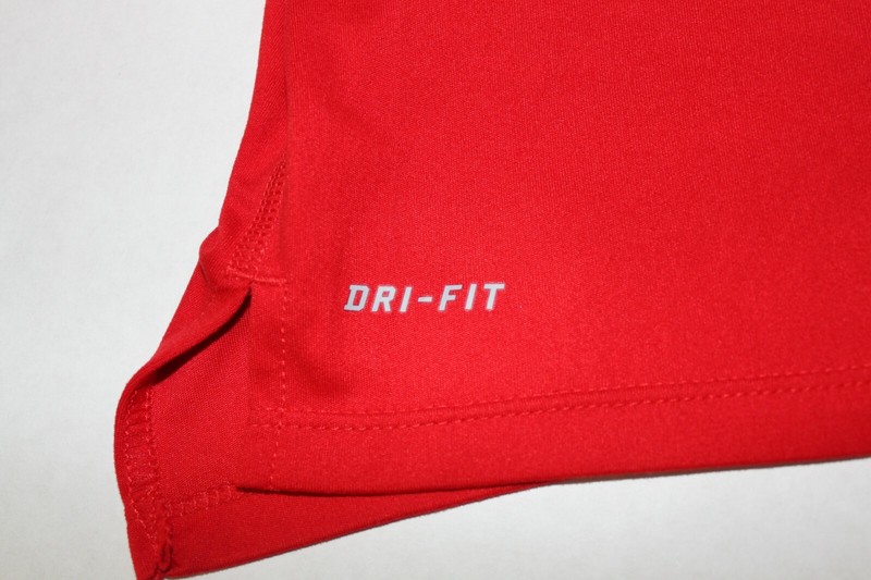 Nike Dri-Fit Running Men's Red Long Sleeve Training Shirt 56323 Size Large gallery