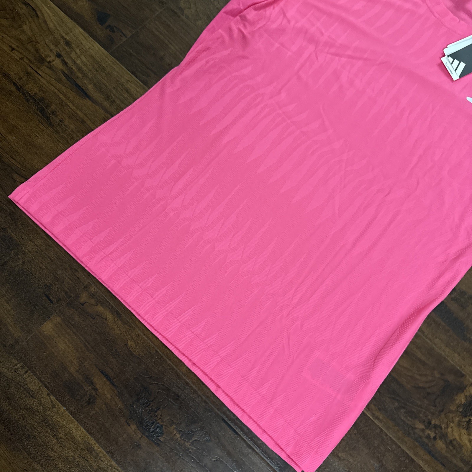 NWT Adidas Airchill FreeLift Tennis T-Shirt Lucid Pink JW9852 Men's Size XL. A5 gallery