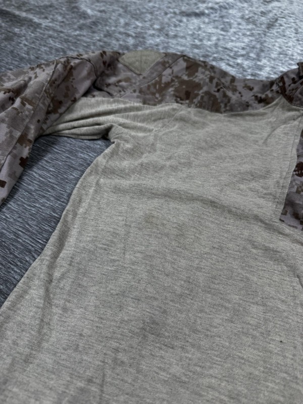 Propper FROG FR Combat Ensemble Shirt Mens Small Desert MARPAT Camo 1/4 Zip gallery