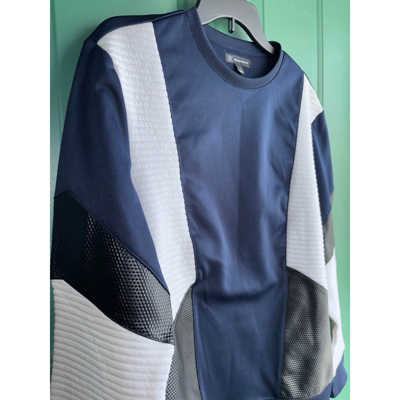 INC International Concepts large colorblock sweatshirt excellent condition gallery