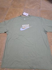 Nike Sportswear Logo Sole Craft T-Shirt Tee Men Large Loose Fit Green DR7963-386