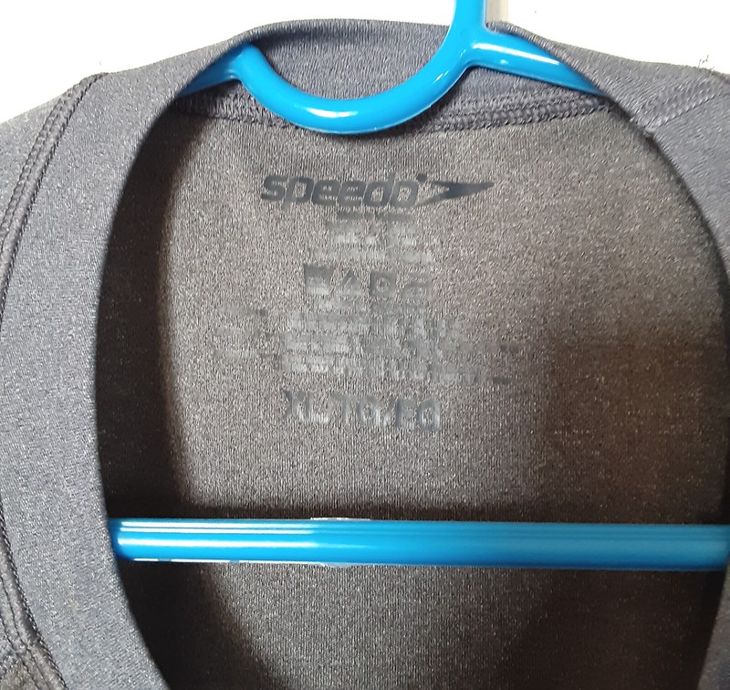 Speedo T-Shirt Mens XL Block The Burn Outdoor Swimming Swim Beach Surfing 48" Ch gallery