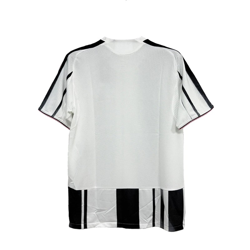 adidas 25/26 Juventus Home Authentic Soccer Player Jersey Men's XL JJ4314 $150 gallery