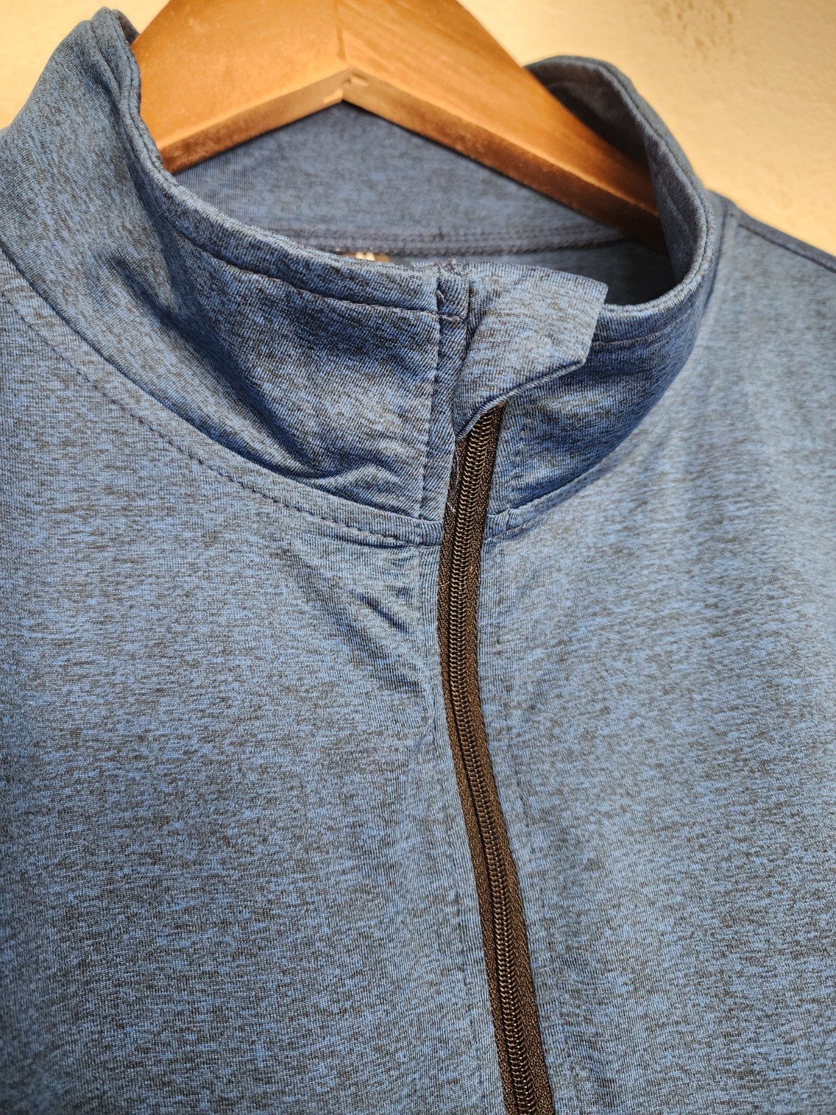 Heather Blue 1/4 Zip Long Sleeve Activewear Shirt Size M gallery