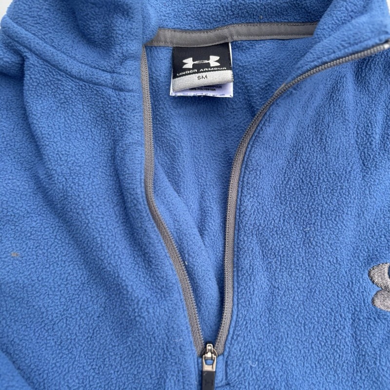 Under Armour Pull Over Sm gallery