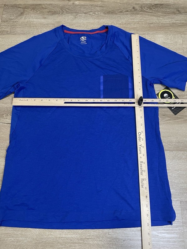 NWT Athletic Works Pockets Jacquard Tee Mens Size M Blue Running Athletic Shirt gallery