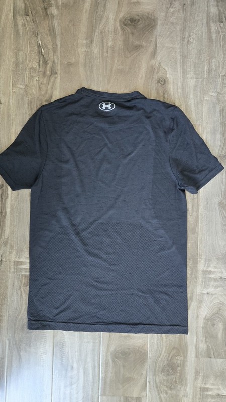 Under Armour Men's Seamless Short-Sleeve T-Shirt Black Medium gallery