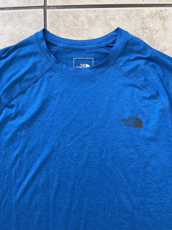 The North Face Men's Running Long Sleeve Blue Tech Shirt Medium Sports Climb Tee gallery