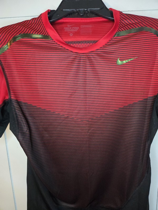 Nike Pro Combat Compression Shirt Mens M Red Black Short Sleeve Dri Fit Gym gallery