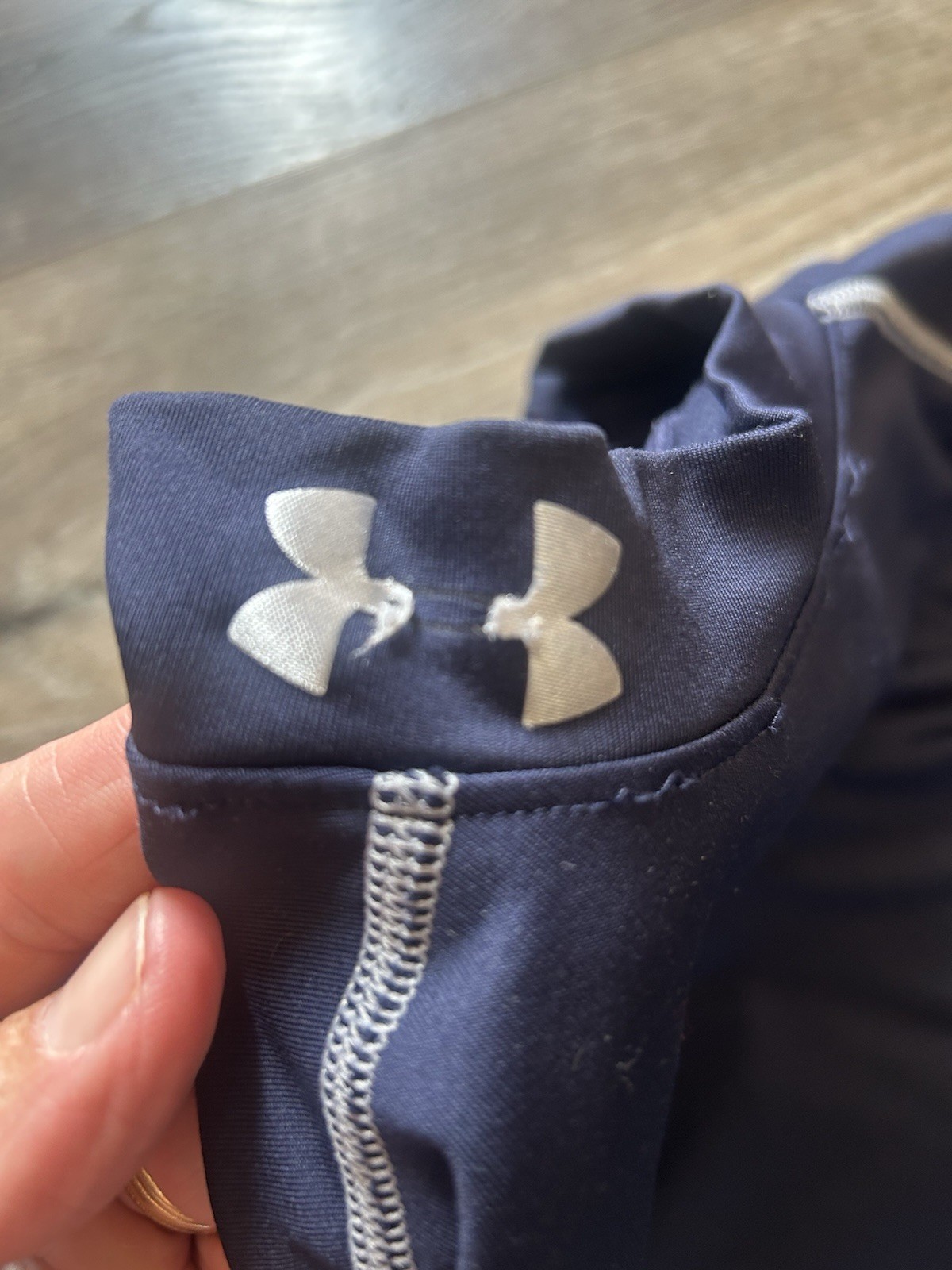 Under Armour ColdGear Compression LS Mock Turtleneck - Men's Medium - See Photo gallery