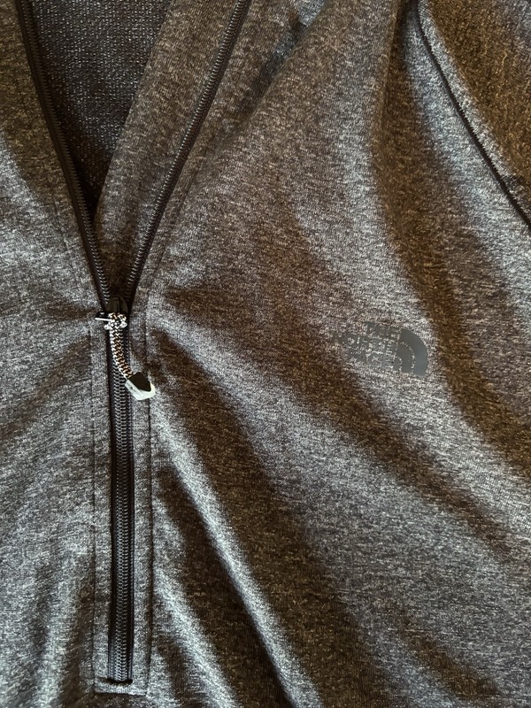 North Face Summit Series Men’s Charcoal Long Underwear (medium) And Top (large) gallery