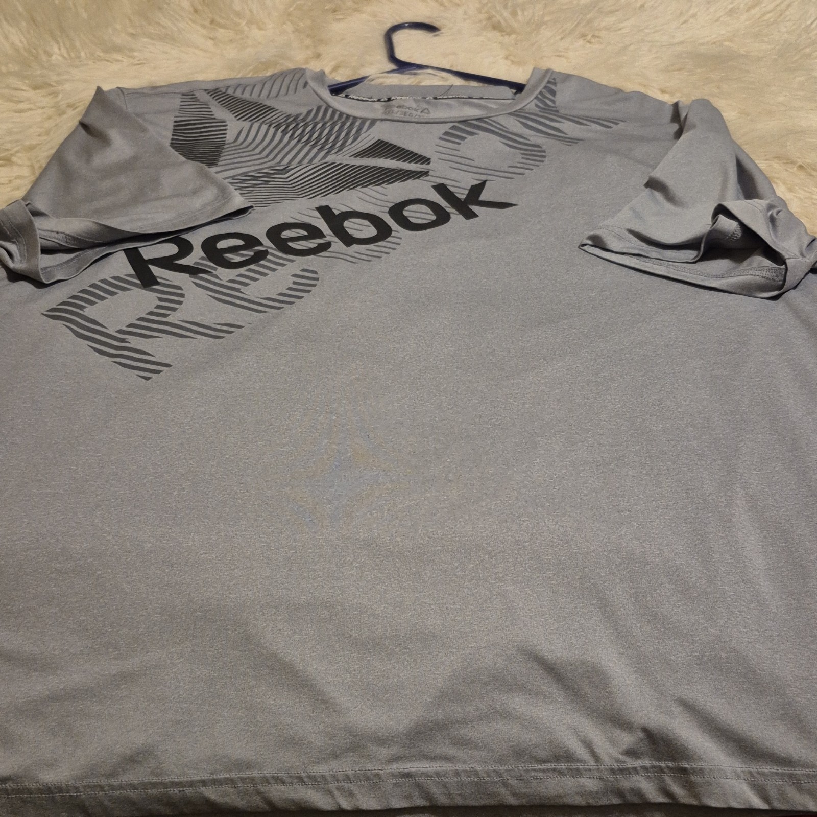 Reebok Men’s 3XL Gray Crew Neck Short Sleeve Graphic Logo Activewear T-Shirt gallery