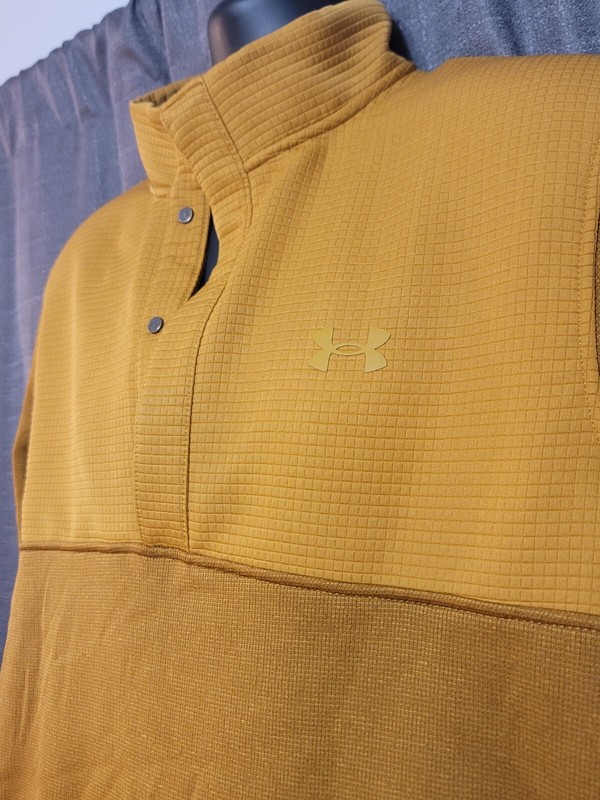 Under Armour Golf 1/4 Button Snap Sweatshirt Mens Large Yellow Gold Cold Gear gallery