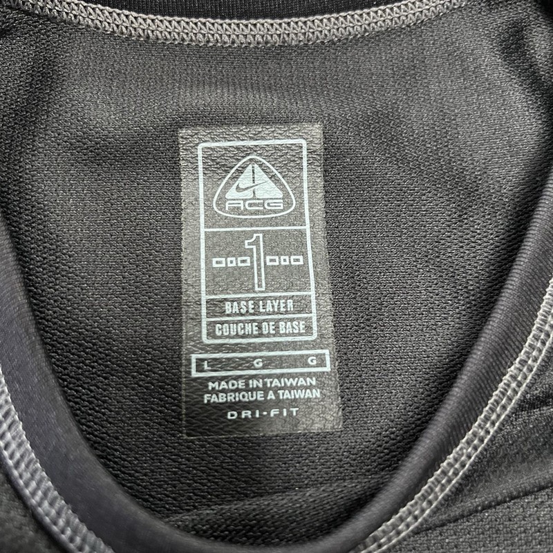 Vintage Y2K Nike ACG Base Layer Shirt Mens Large Black Dri-Fit Hiking Gorpcore gallery
