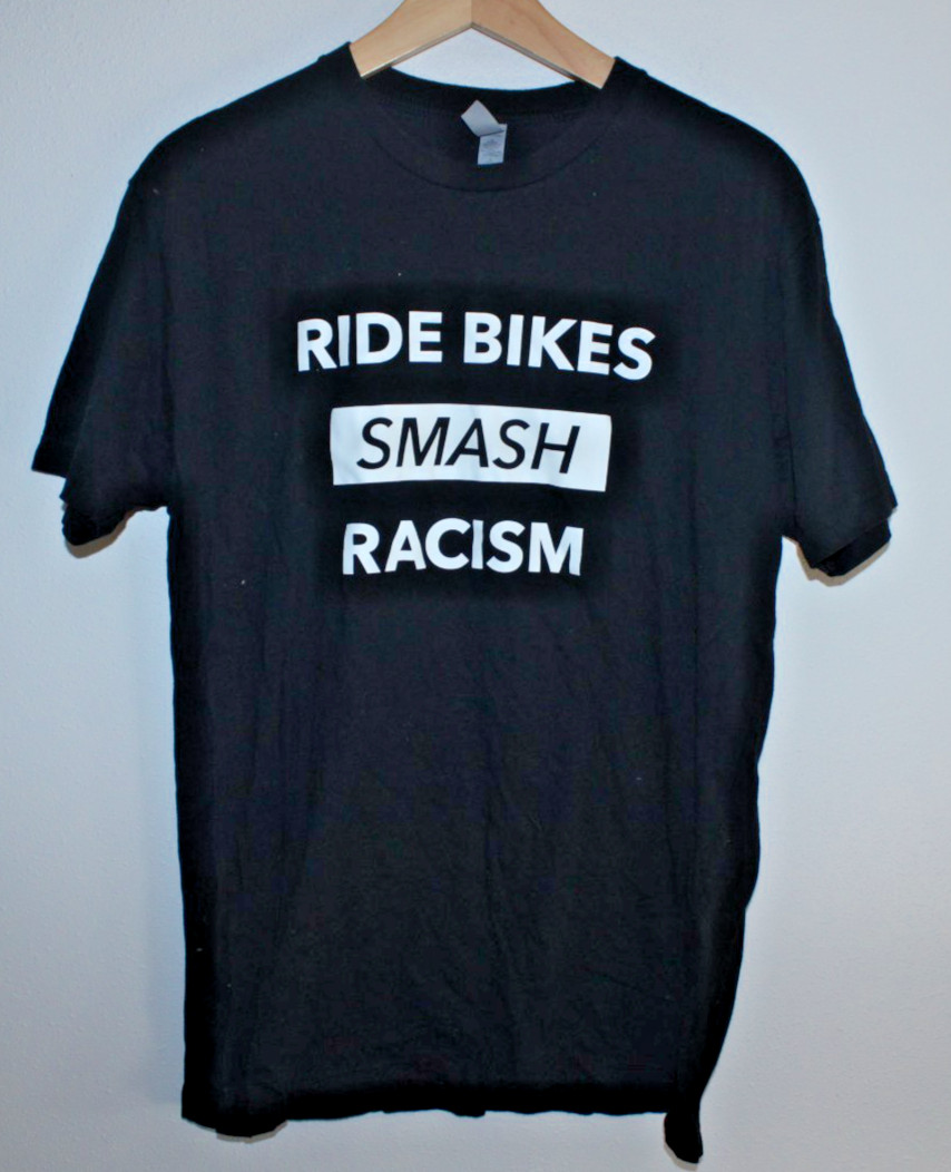 Ride Bikes Smash Racism Men's Bicycle T-Shirt Medium 42" Chest 28" T2B Black S/S gallery