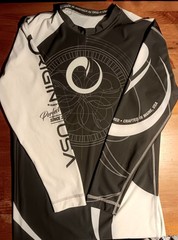 ORIGIN USA Men’s Compression Long Sleeve Top Shirt 3XL. Black/White Graphic