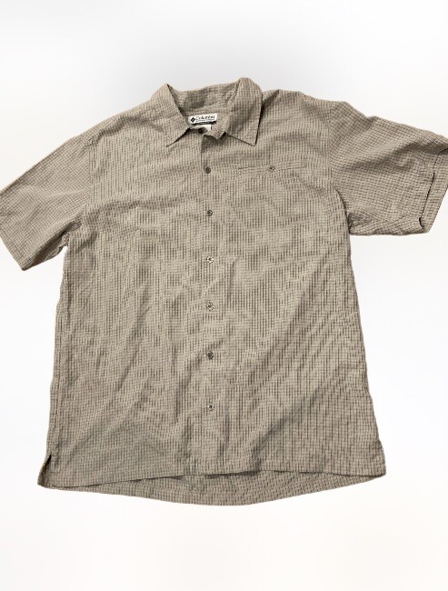 Columbia Men's Size L Large Tan Modal Brown Button Down Athletic Shirt Fish Hike