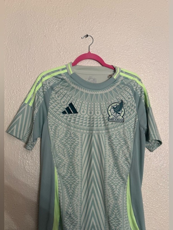 ADIDAS MEXICO SOCCER TEAM 2024 MEN'S AWAY STADIUM JERSEY WORLD CUP SIZE M gallery
