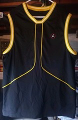 Vintage Jordan 90s Y2k Yellow/Black Tank Top Basketball Jersey Men’s Size Large