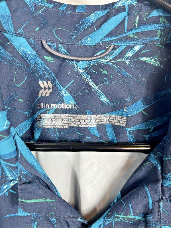All In Motion Men’s Blue/Green Floral Large Shirt & Medium Short Set gallery