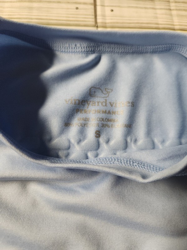 VINEYARD VINES Performance SMALL LONG SLEEVE A-WHALE-USA FLAG Under Armour SHIRT gallery