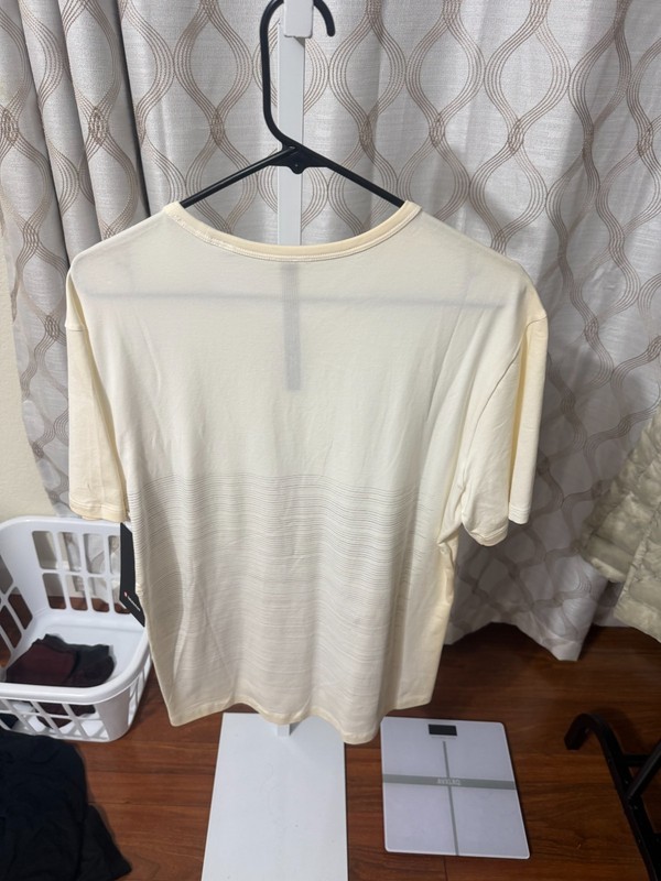 NEW NWT LOT OF 4 MEN'S LULULEMON 5 YEAR BASIC T TEE SHIRTS RARE SIZE LARGE LG L gallery