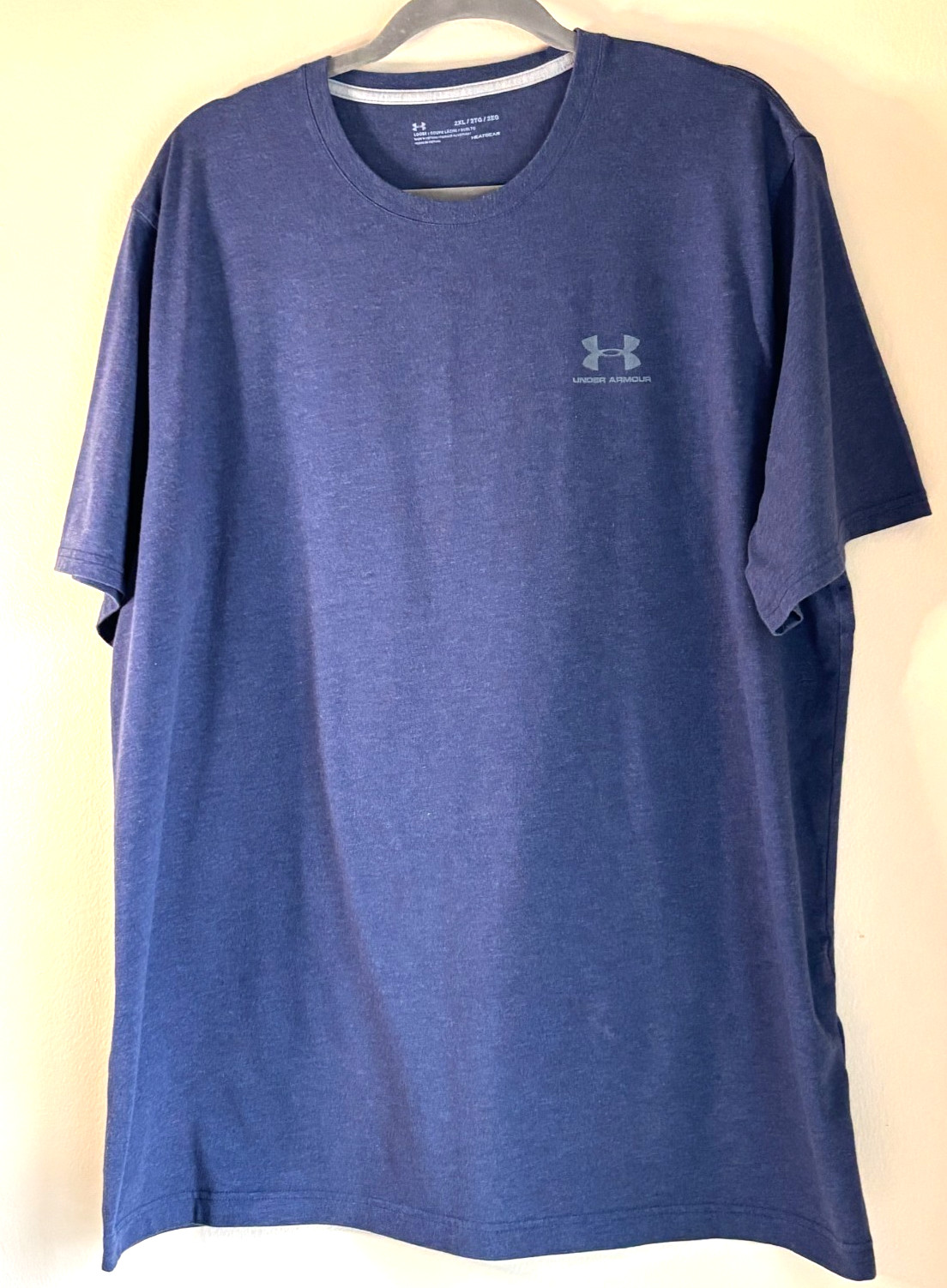 Under Armour Heatgear Loose Fit Blue Tee Shirt Men's Size 2XL Seamless Stretch gallery